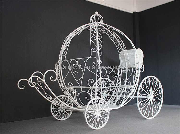 Wedding Supply Cinderella Pumpkin Carriage Bride Wedding Cart Candy Cart Stands for Decoration