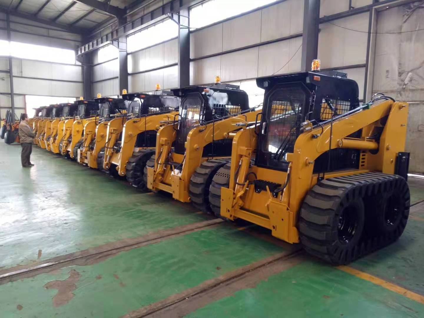 Warehouse cheap 1500kg capacity mini skid steer mulcher track loader for sale