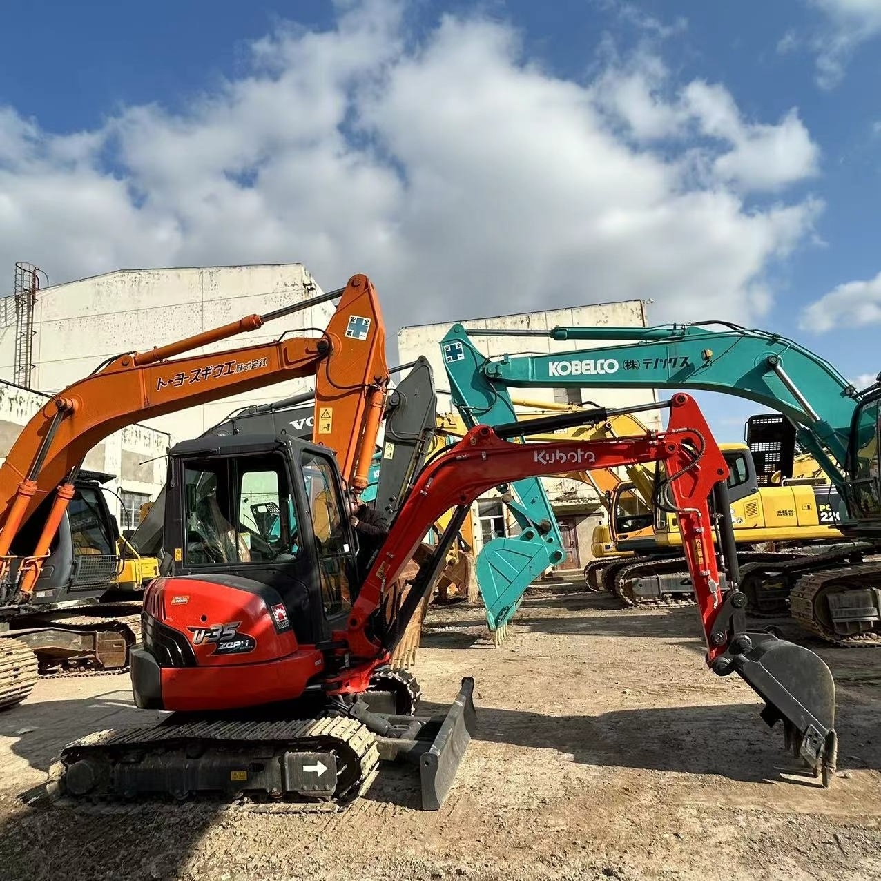 Excellent used  nearly new Japan Kubota U35 mini excavator with nice running hours cheap U15/U20  on hot sale