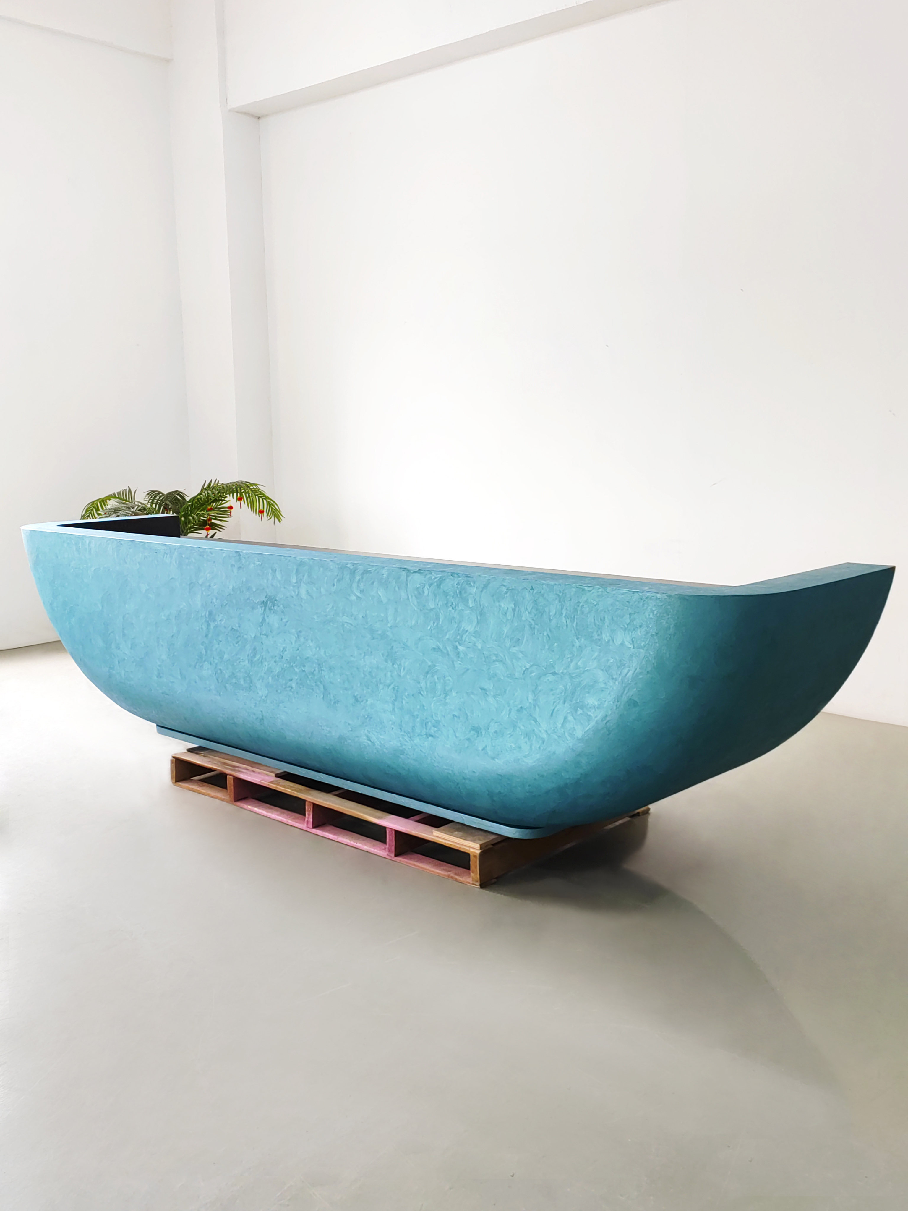 Blue Wooden Round Reception Desk Beauty Salon MDF Reception Desk