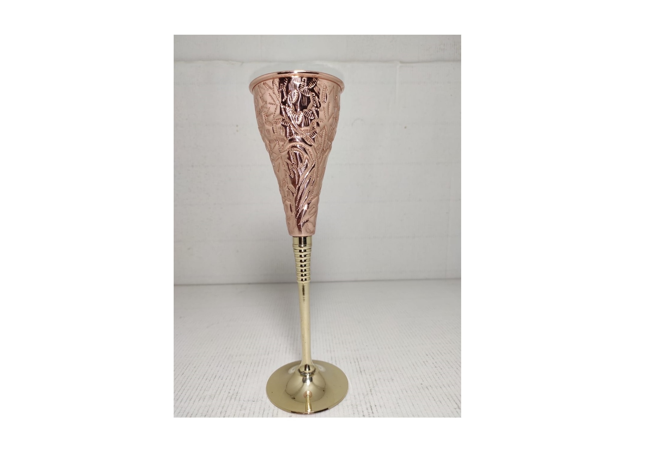 Best Quality Copper Goblets for Vodka Cocktails and Wine engraved metal goblets amber goblets in good price