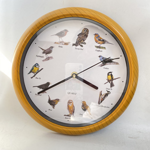 New Design Home Decoration Wall Clock Enjoy 12 Seconds of Bird With Call Song from 12 favourite birds singing