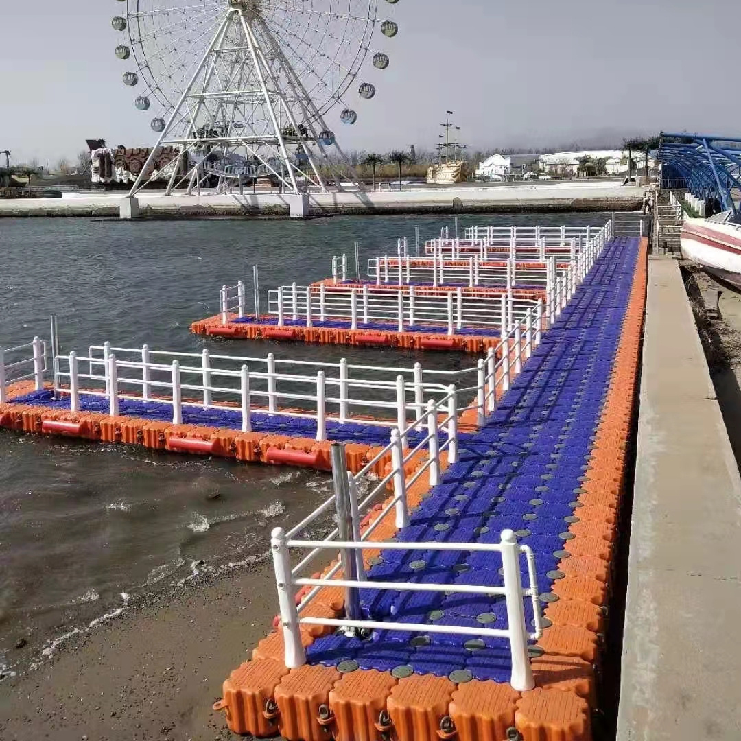 HDPE Modular Dock Blocks Floating Docks Cubes Floating Bridge Walkway Jetty Boat Dock System