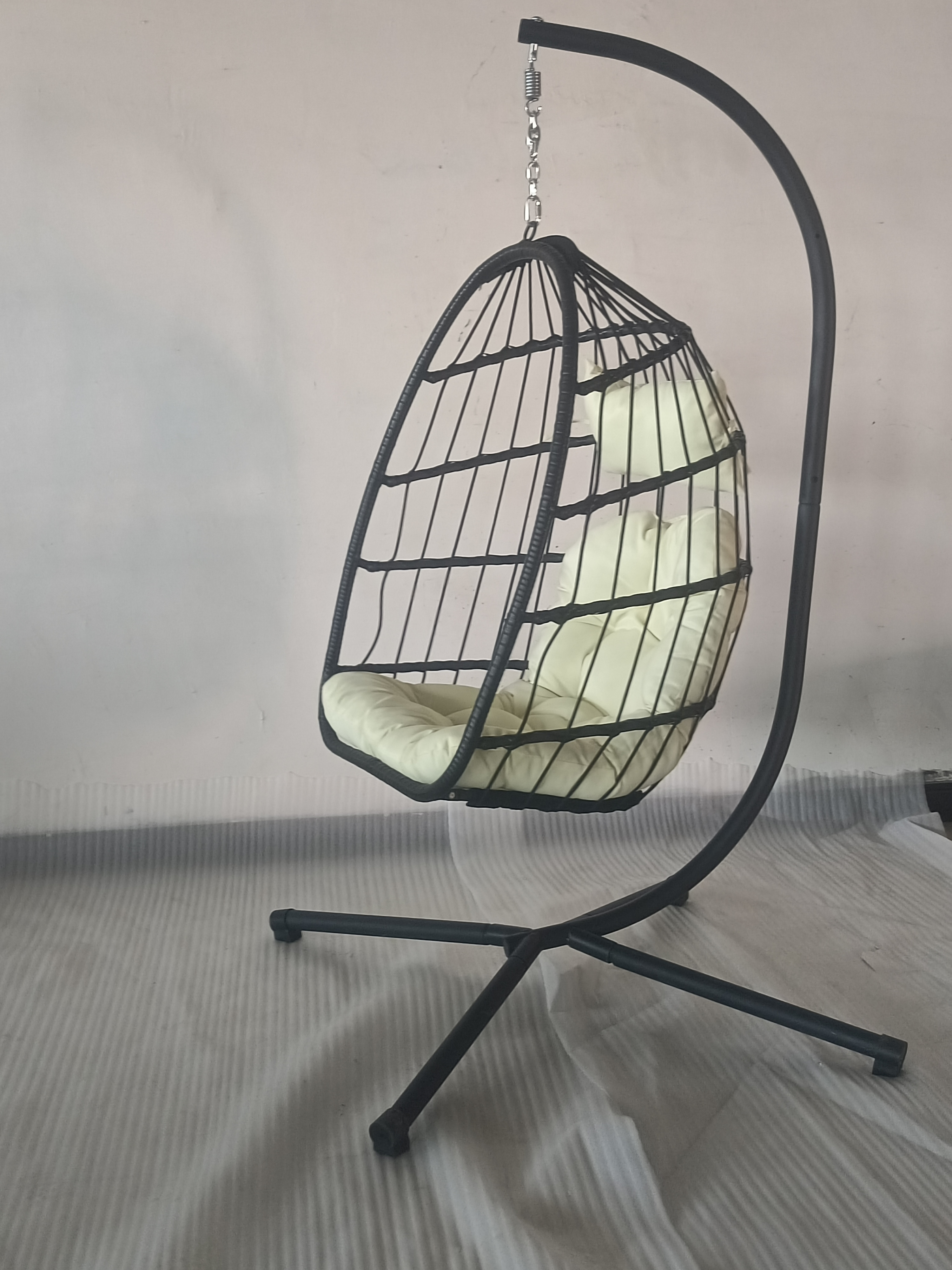 Folding Chair Outdoor Patio Folding Hanging Rattan Swing Hammock Rattan Swing Folding Chair with Cushion and Pillow