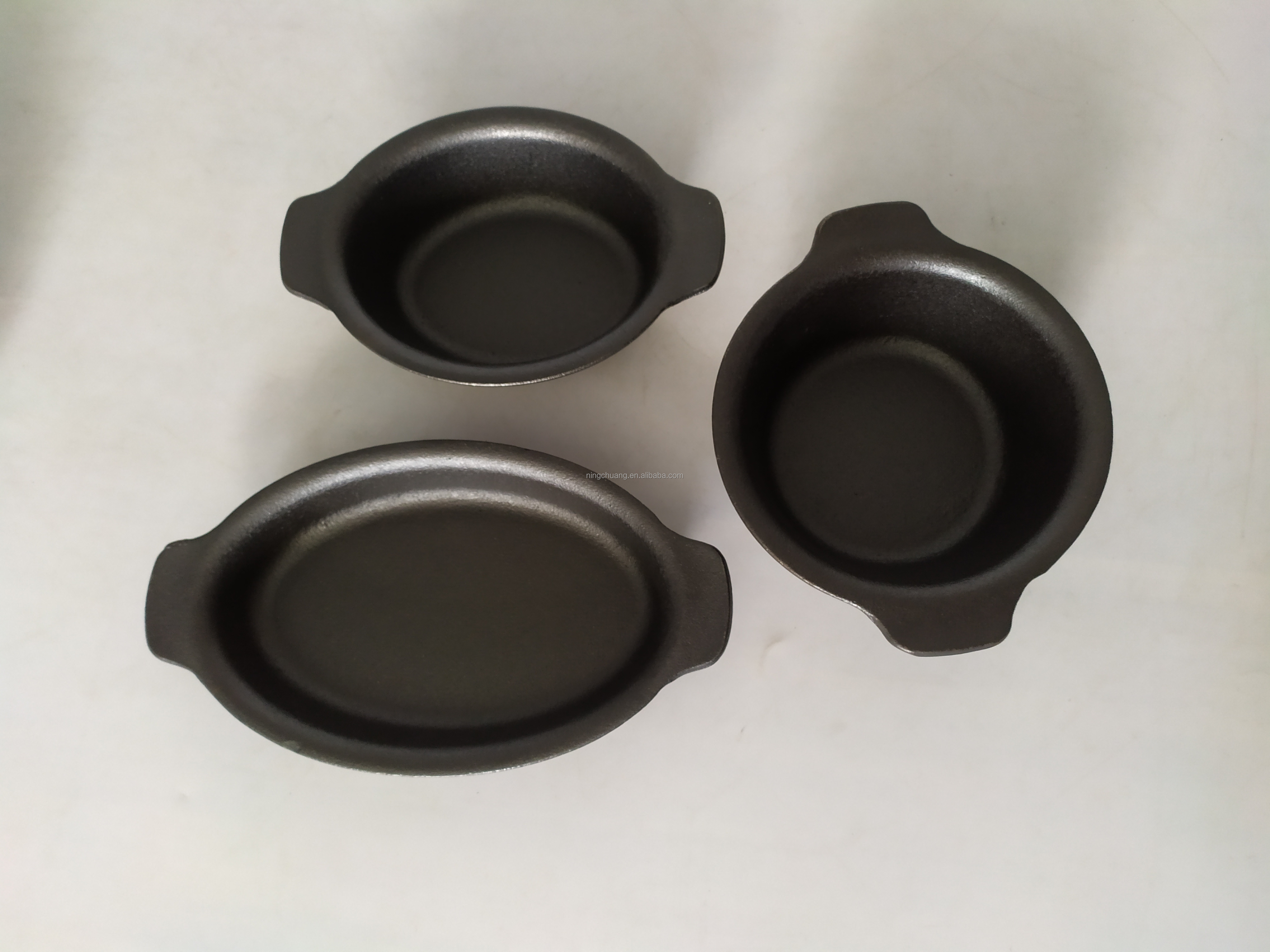 Restaurant supply cast iron tableware serving pan mini pan set