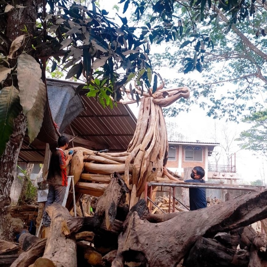 Driftwood Deer animal art statue sculpture