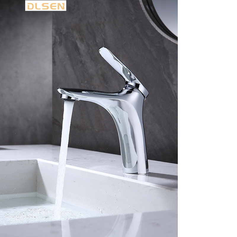 Manufacture New Solid Brass Bathroom Chrome Mixer Taps Basin Sink Faucets China Cold Hot Water Mixer Tap Metered Faucet Ceramic