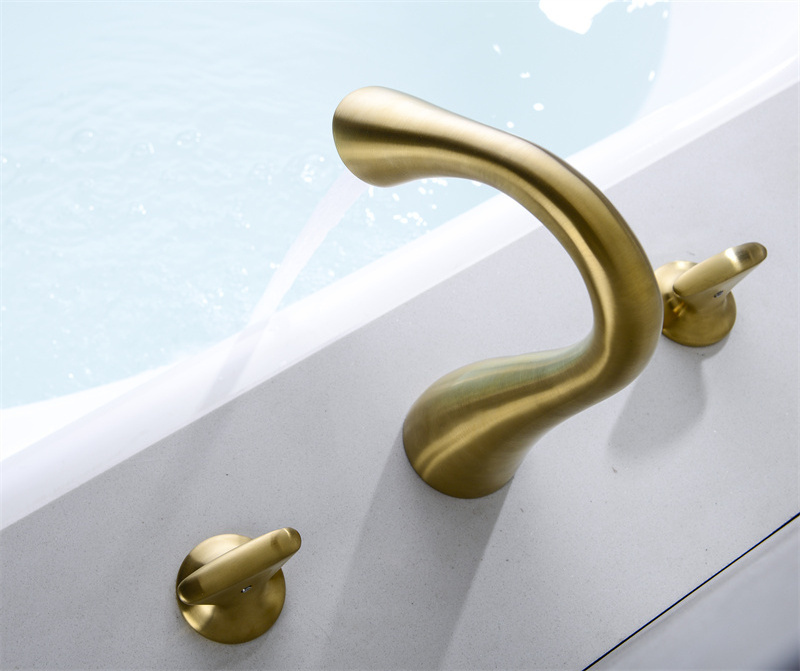 High Quality Solid Brass PVD Gold Bathtub Faucets Deck Mount 3 pieces Bathroom Tub Faucets Taps Roman Tub Filler for Hotel