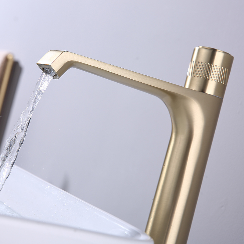 Tall Lavatory Faucet Basin Tap New Design Golden Hot Cold Water Mixer Single Handle Basin Faucet Metered Faucets Single Hole