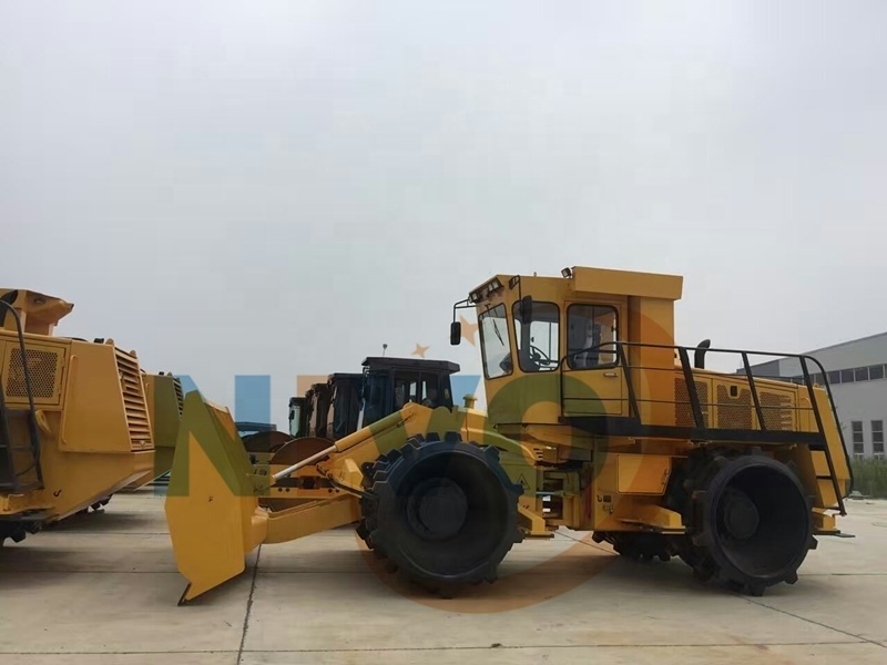 nivo landfill compactor YL233 23ton Hydraulic refuse compactor 4wheel drive garbage compactor truck or 20-35tons or parts