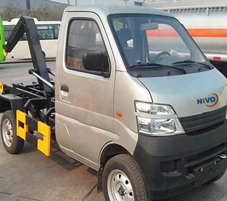 NIVO 2Ton 4*2 Mini Sealed Type Garbage Truck 3cbm capacity or parts