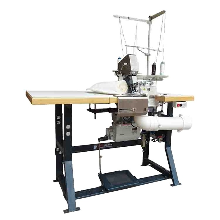 Long service life 4 thread mattress flanging overlocking automatic sewing machine with non-woven fabric stand