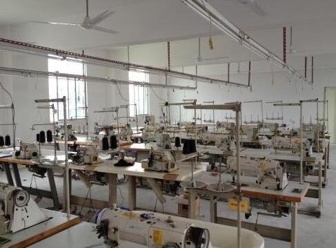 Perfect in workmanship new style automatic fiber opening machine and pillow and cushion fillings machine for sale