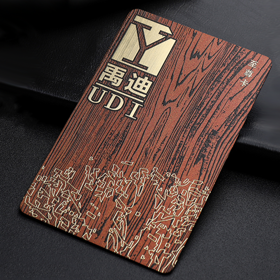 Customized PVC Plastic Metal Card with Magnetic Stripe VIP Luxury Gift Credit Card Embossed LOGO Barcode Loyalty Card