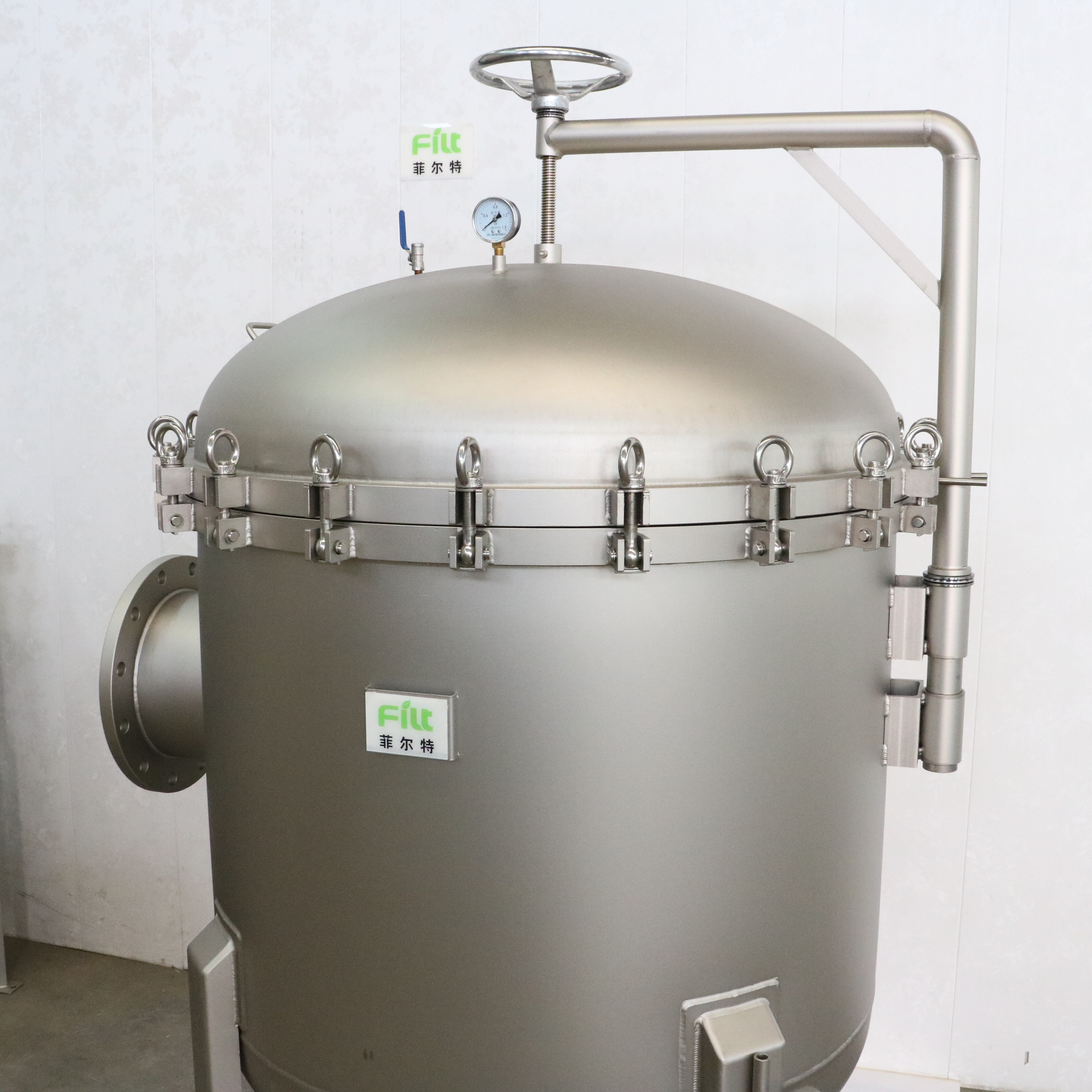 Liquid/oil/wine/beer/honey/syrup/paint filtration machine Stainless Steel multi Bag Filter Housing