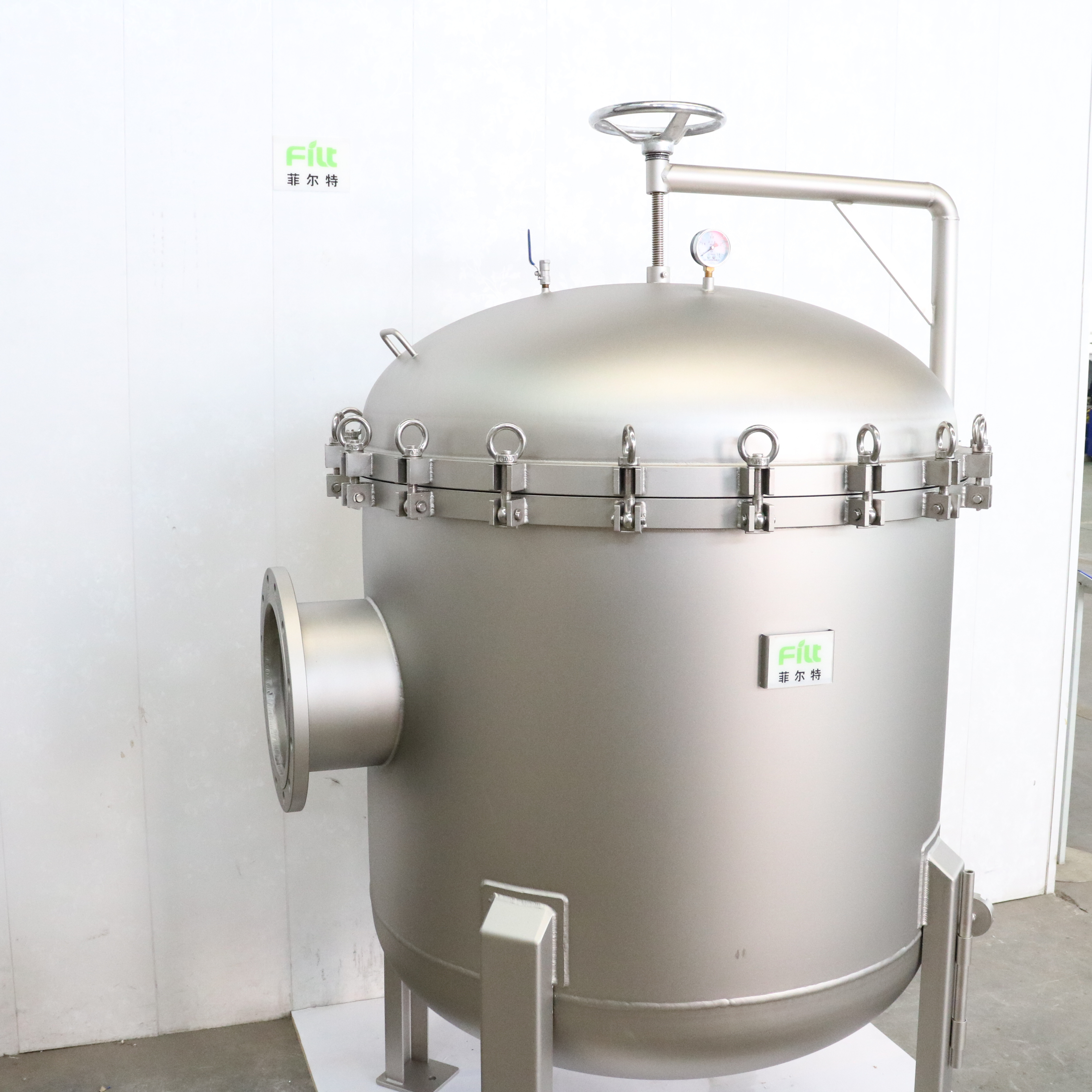 Liquid/oil/wine/beer/honey/syrup/paint filtration machine Stainless Steel multi Bag Filter Housing