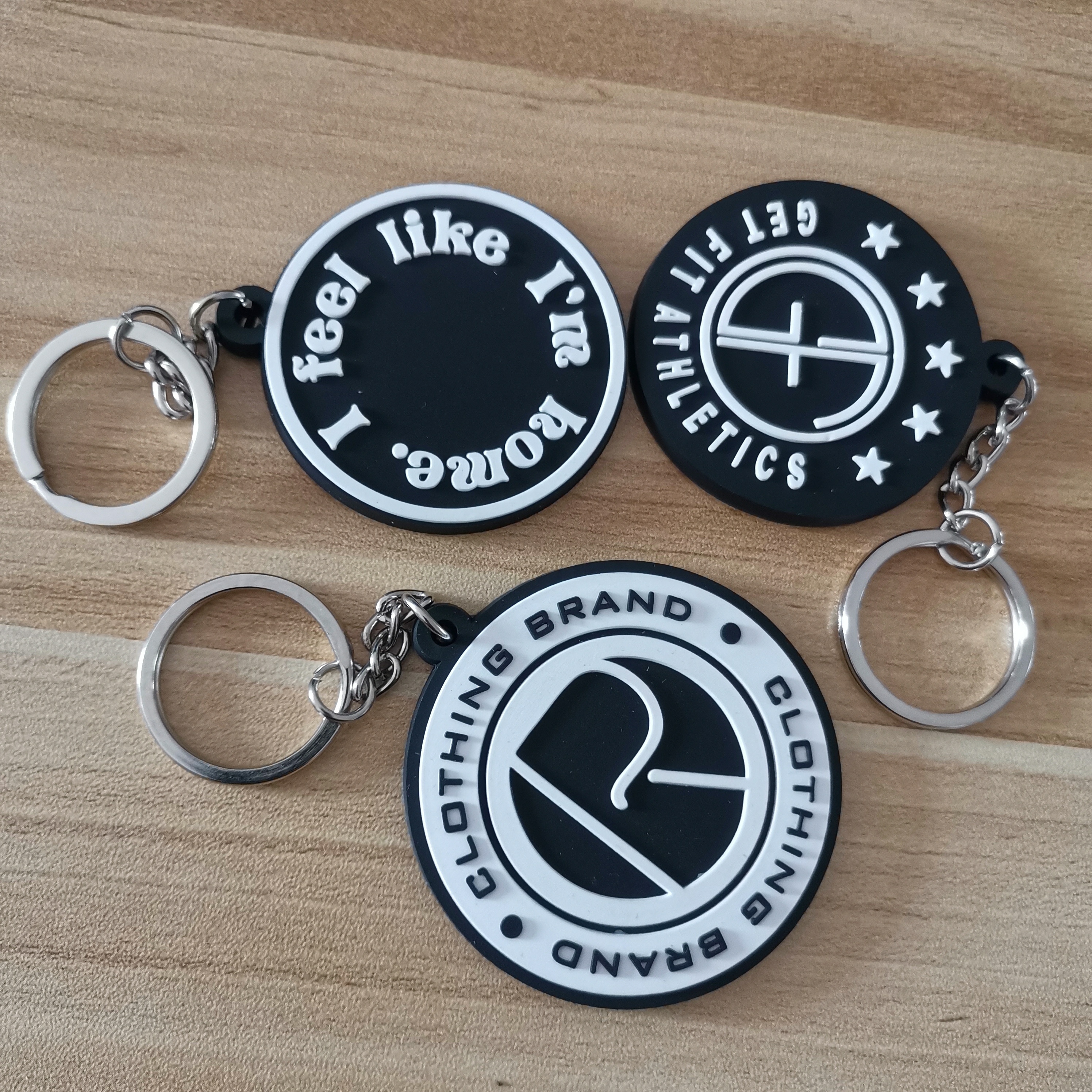 Custom rubber pvc keychain 3D Logo tyre shaped key chain 3D soft pvc keychain