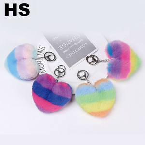 2021 wholesale keychain accessories simple heart style Fluffy cute 8cm faux fur pom pom fur ball keychain