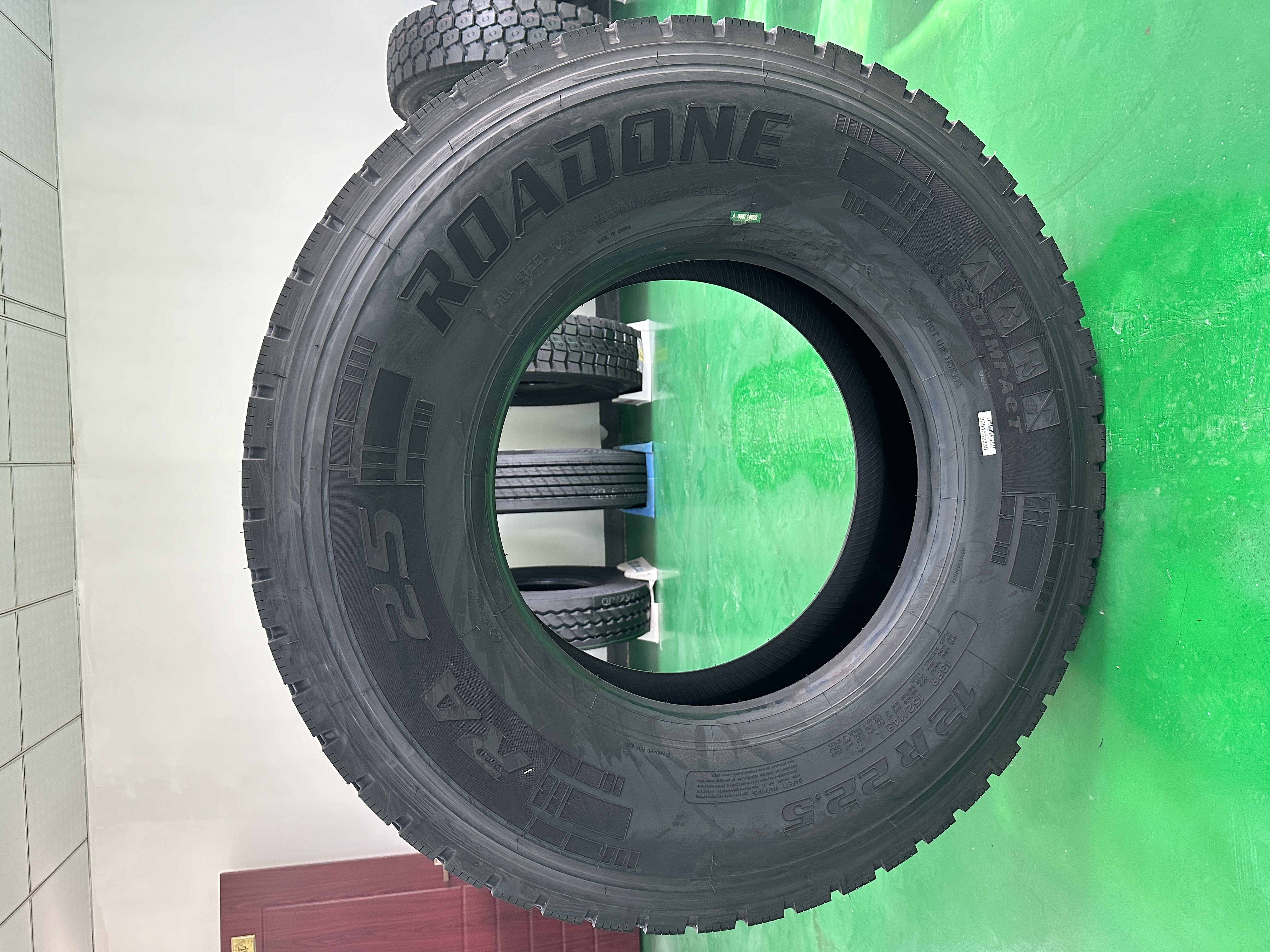 ROADONE RA25* Tubeless Heavy Duty Radial Truck Tires 12R22.5 18PR Long Service Life Truck Tyre