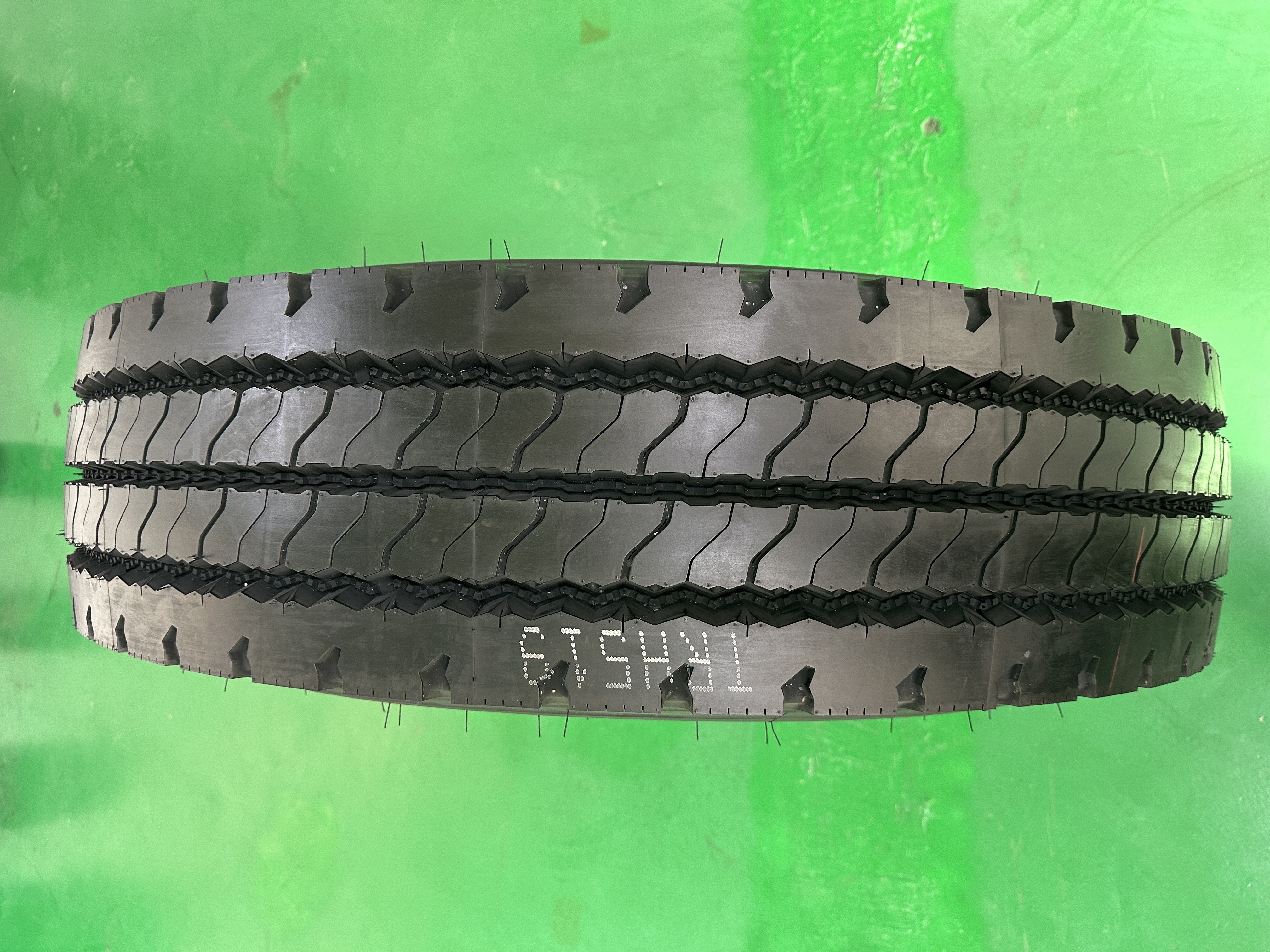 ROADONE RA25* Tubeless Heavy Duty Radial Truck Tires 12R22.5 18PR Long Service Life Truck Tyre