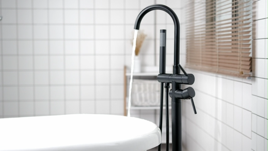 JDOOR Freestanding Filler Matte Black Standing High Flow Floor Mount Bathtub Faucet