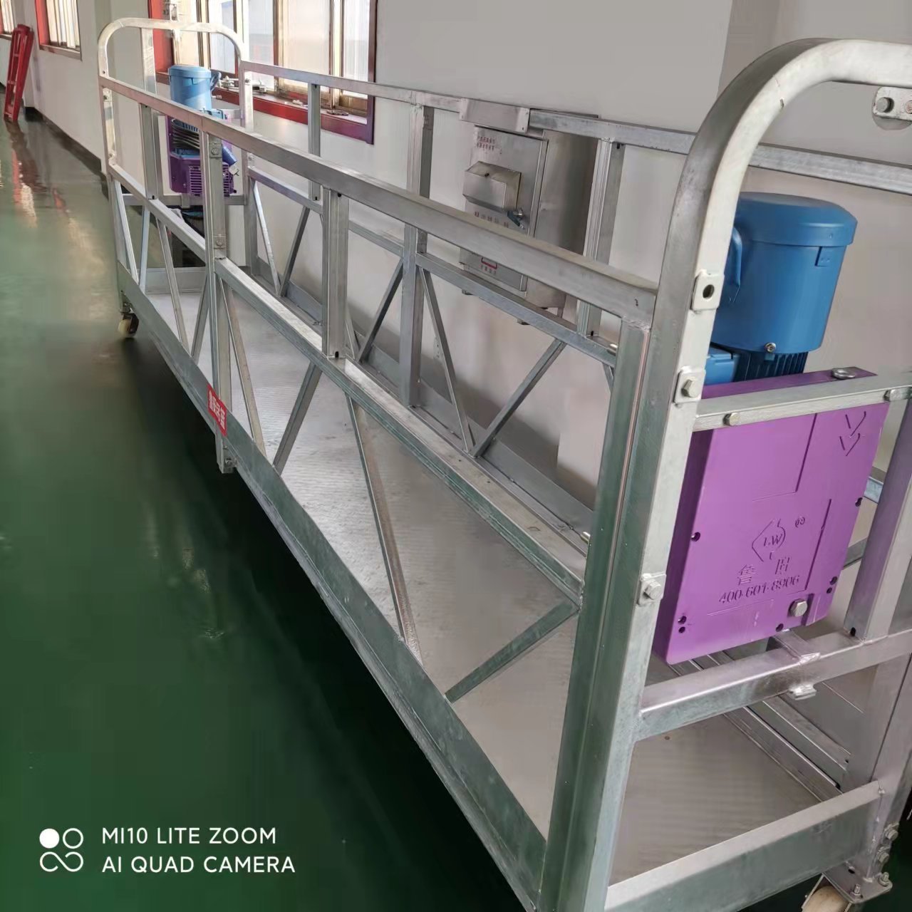 ZLP 630 galvanized suspended platform