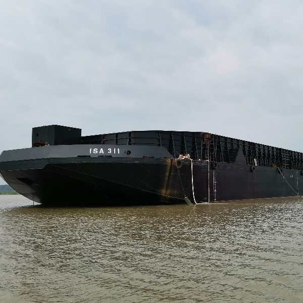 270ft 300ft 330ft 365ft18 DECK CARGO BARGE