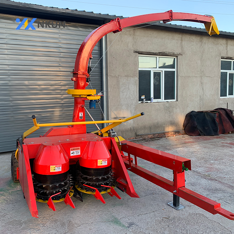 Napier grass self propelled towed forage harvester for silage cut