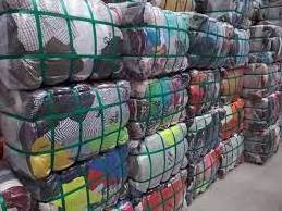 Wholesale factory used clothes second hand clothing used clothes bales For Export