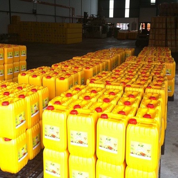 Fast Shipping Halal Certified  Olein CP8 Palm Oil Vegetable Cooking Oil ( 20 Litre/ Jerry Can ) vegetable cooking oil wholesale