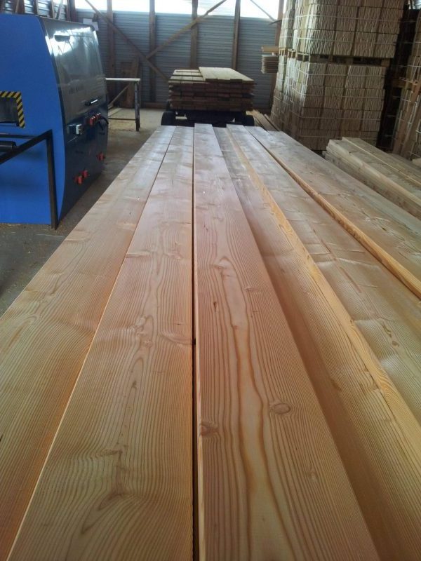 HIGH GRADE SOFT WOOD TIMBER PINE LARCH SPRUCE BIRCH FIR WOOD LUMBER FOR CONSTRUCTION UKRAINIAN PRODUCTS KILN DRIED S2S S4S