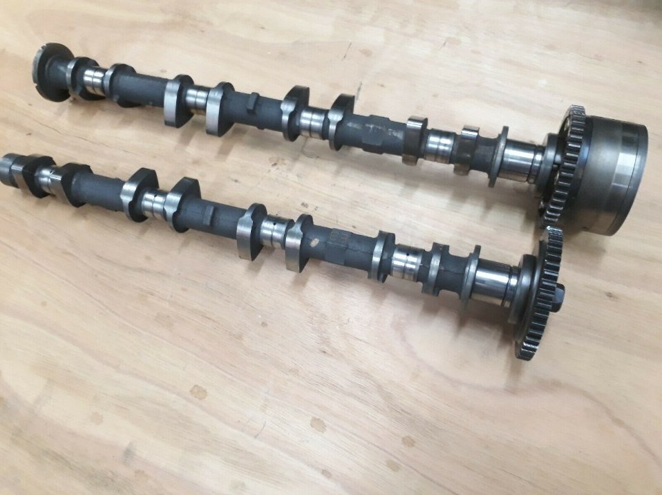 Performance Camshaft for Nissan Altima Bassara Elgrand E52 Frontier Murano Serena X-Trail QR25 2.5L Camshafts