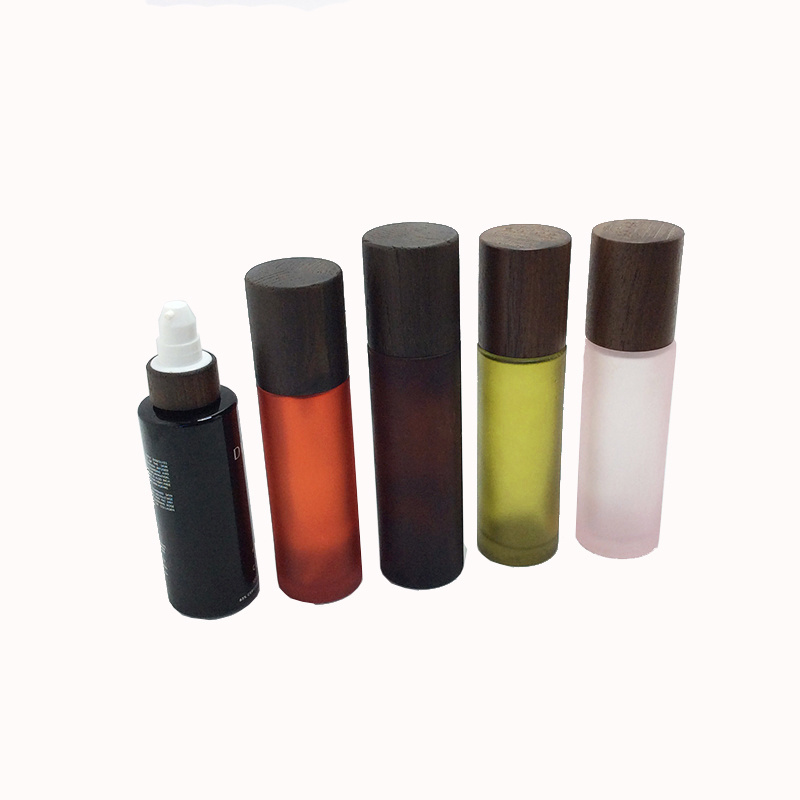 Stock 30ml brown wooden cover lotion pump spray bottle essence sub bottle 50ml flat shoulder lotion bottle