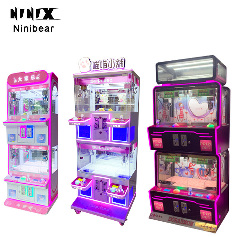 Hot Selling Boutique  Coin-Operated Mini Claw Machine With Credit Card Reader  Kids Toy Crane Arcade Claw Machine