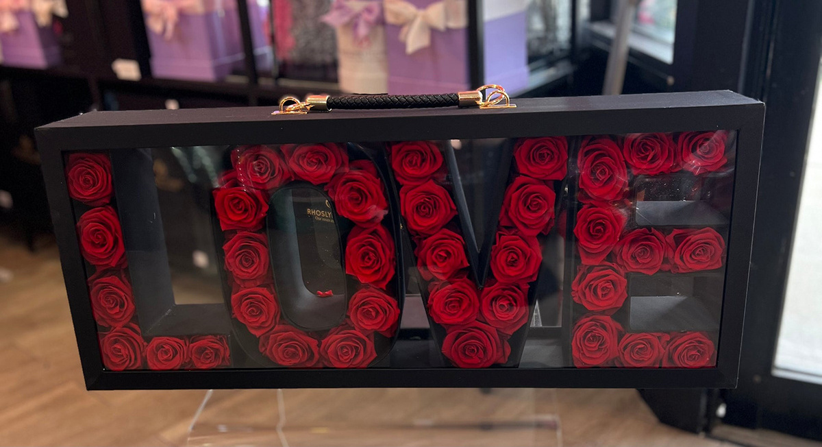 caja de flores i love you cadeau de saint valentin rose boxes i love you i love you rose box i love you boxes roses