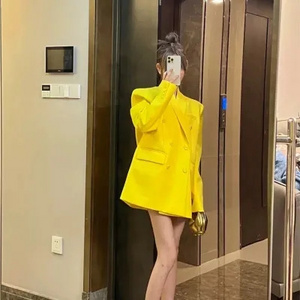 5220 # Yellow Shoulder Pad Suit Coat for Women 2023 Spring New High Grade Fashion Temperament Goddess Style Loose fitting Suit f