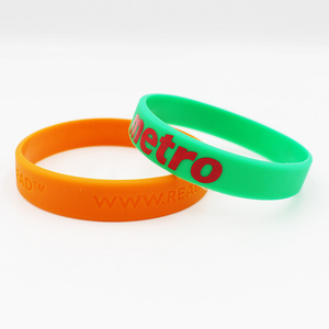 2023 Popular Led Flashing Silicon Wristband Custom Logo Sound Control Light Up Silicone Bracelet For Party or concert