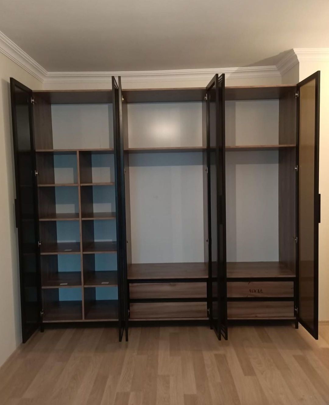 Custom Made  Glass Door Bedroom Dressing Cabinet  Walk in Closet Wardrobe Dresser Walk in cabinet Glass Door cabinet  Dressing