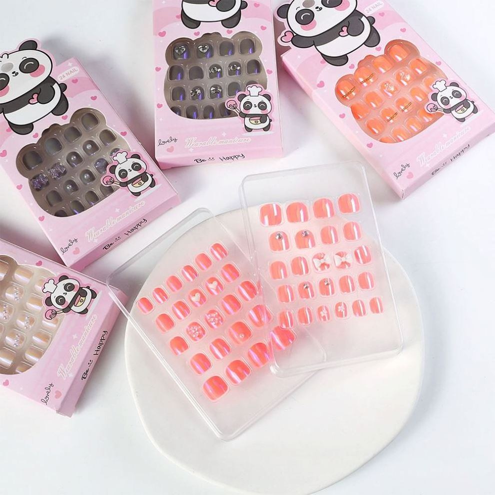 24Pcs/Box Pre-Glue Panda Cat Aurora Plating Full Cover Short Children Kids Nail Salon False Nails Cute Kids Press On Nails