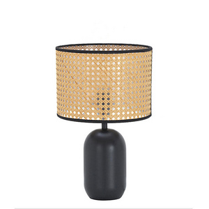 Modern luxury design interior decoration rattan lampshade metal table lamp hotel bedroom black desk lamp