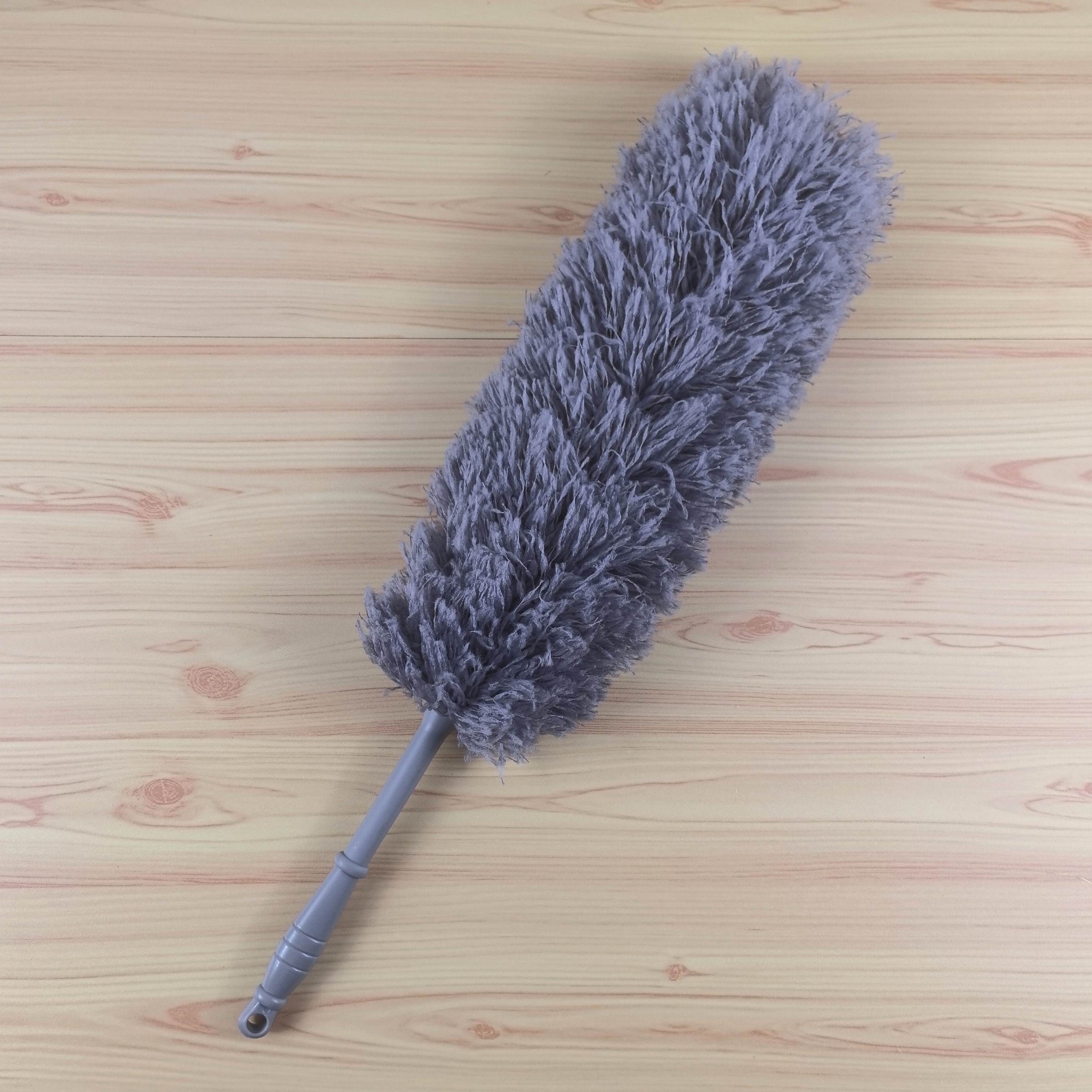 Fluffy Microfiber Feather Duster Color Duster Flexible with Plastic Rubber Handle for Household Cleaning