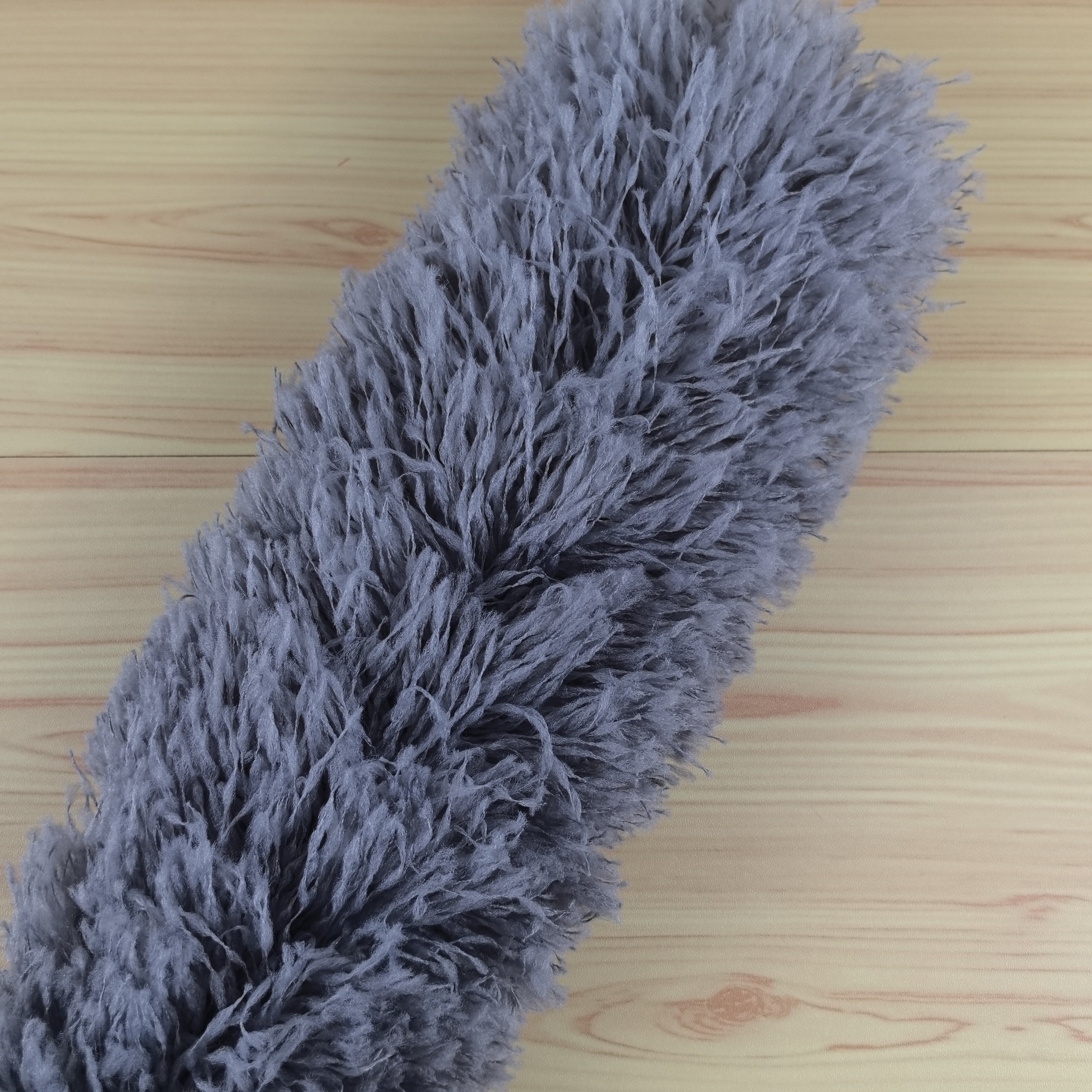 Fluffy Microfiber Feather Duster Color Duster Flexible with Plastic Rubber Handle for Household Cleaning