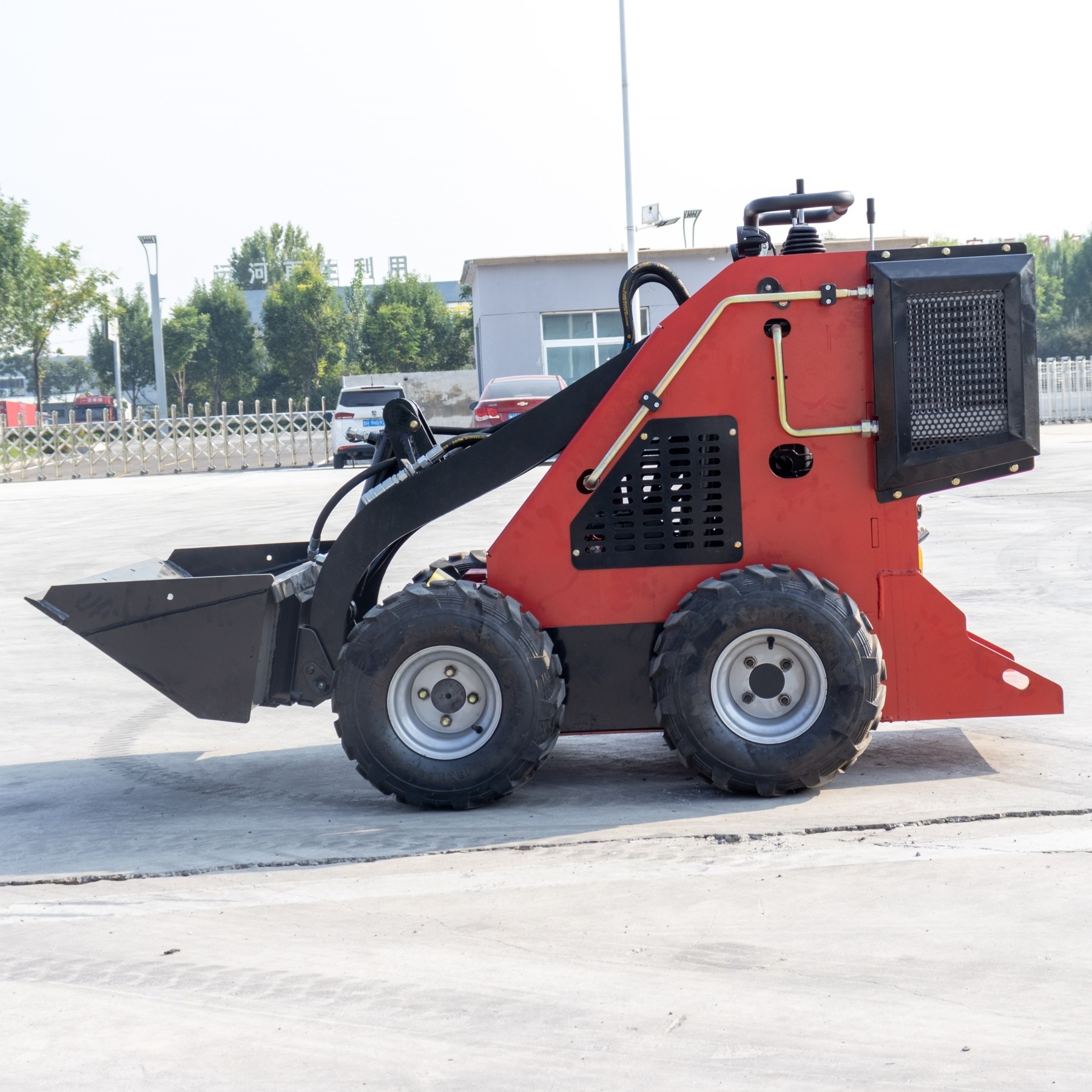 HT360 USA Brand Engine B&S 13.5HP Mini Skid Steer Loader EPA Mini Wheel Loader China Crawler Mini Skid Steer