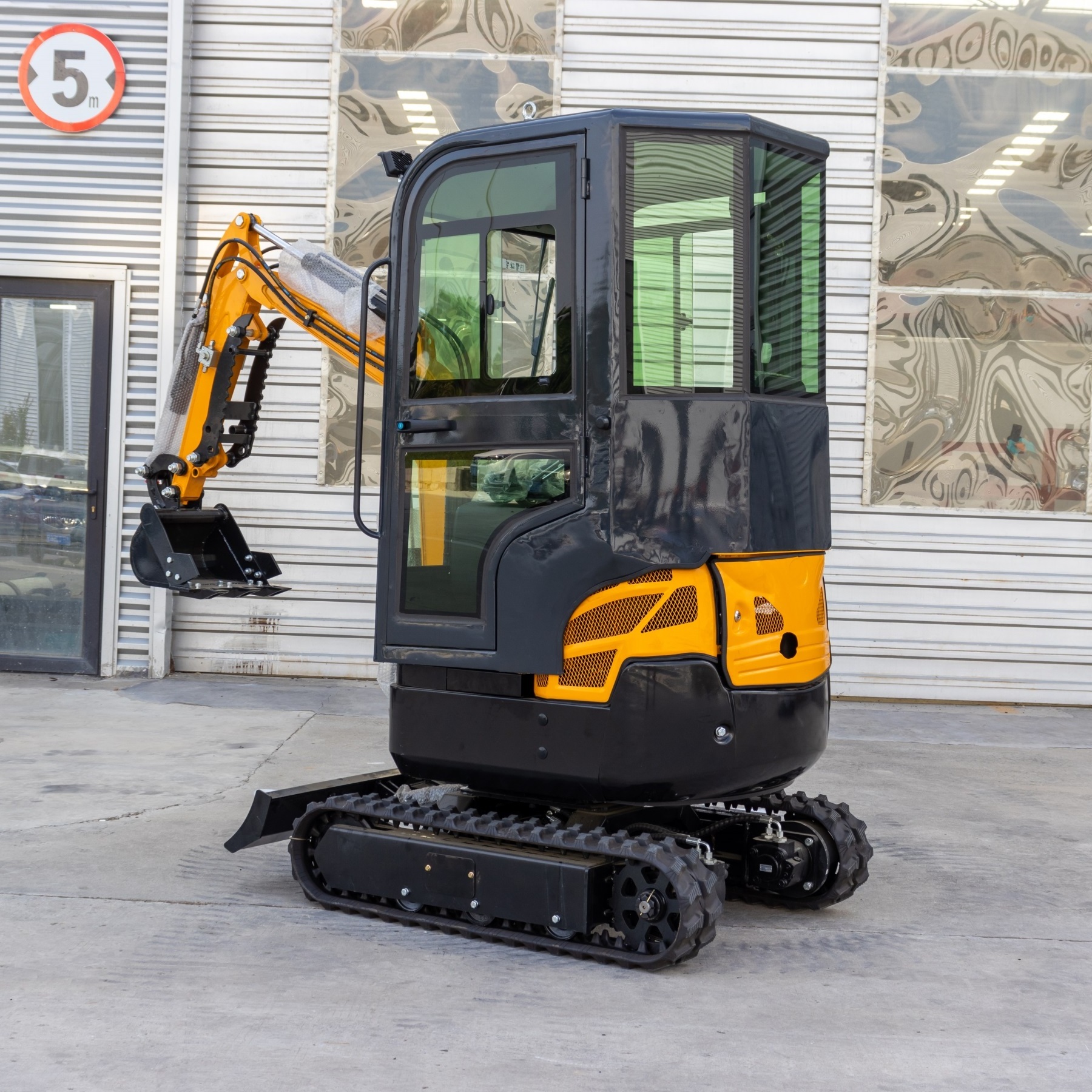 2024 New Design HT 13 Strong Power excavator mini digger 1.3 ton excavator for sale with EPA/CE