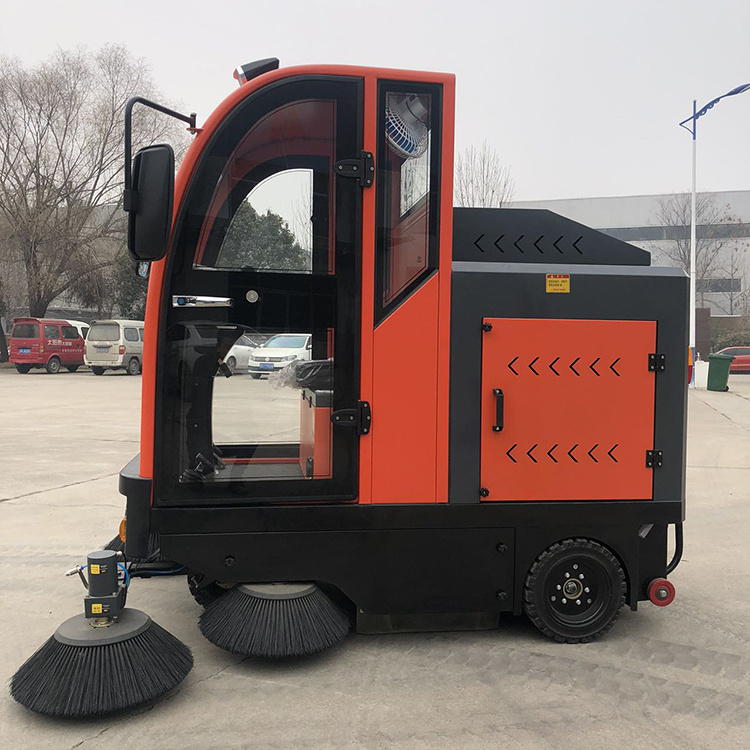 with big trash bin capacity 200L and cabin Factory price battery powers sweeper Road Sweeper for sale