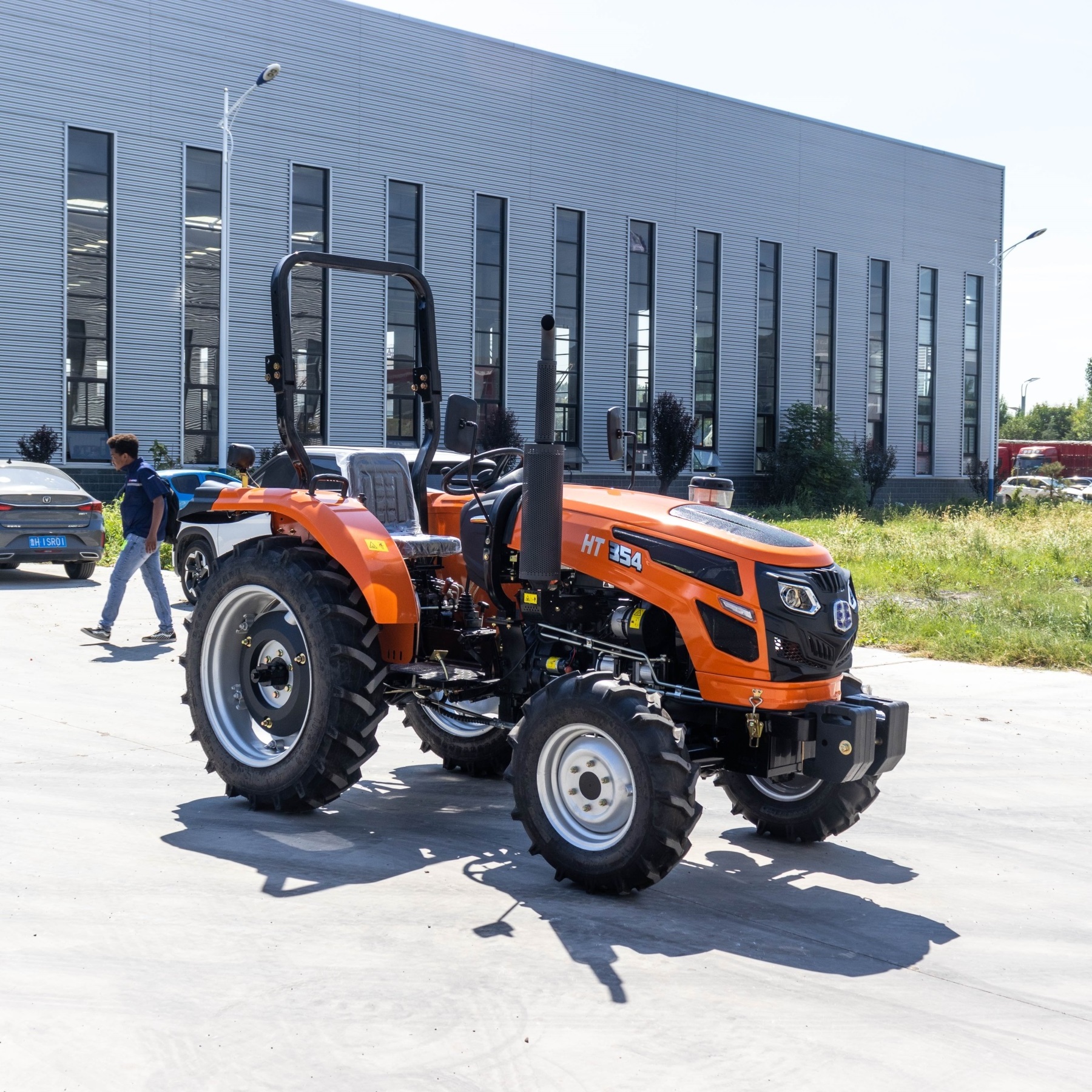 4wd 4x4 30hp 50hp 80hp 90hp mini farm tractors used kubota agriculture farm machinery cheap farm tractor for sale