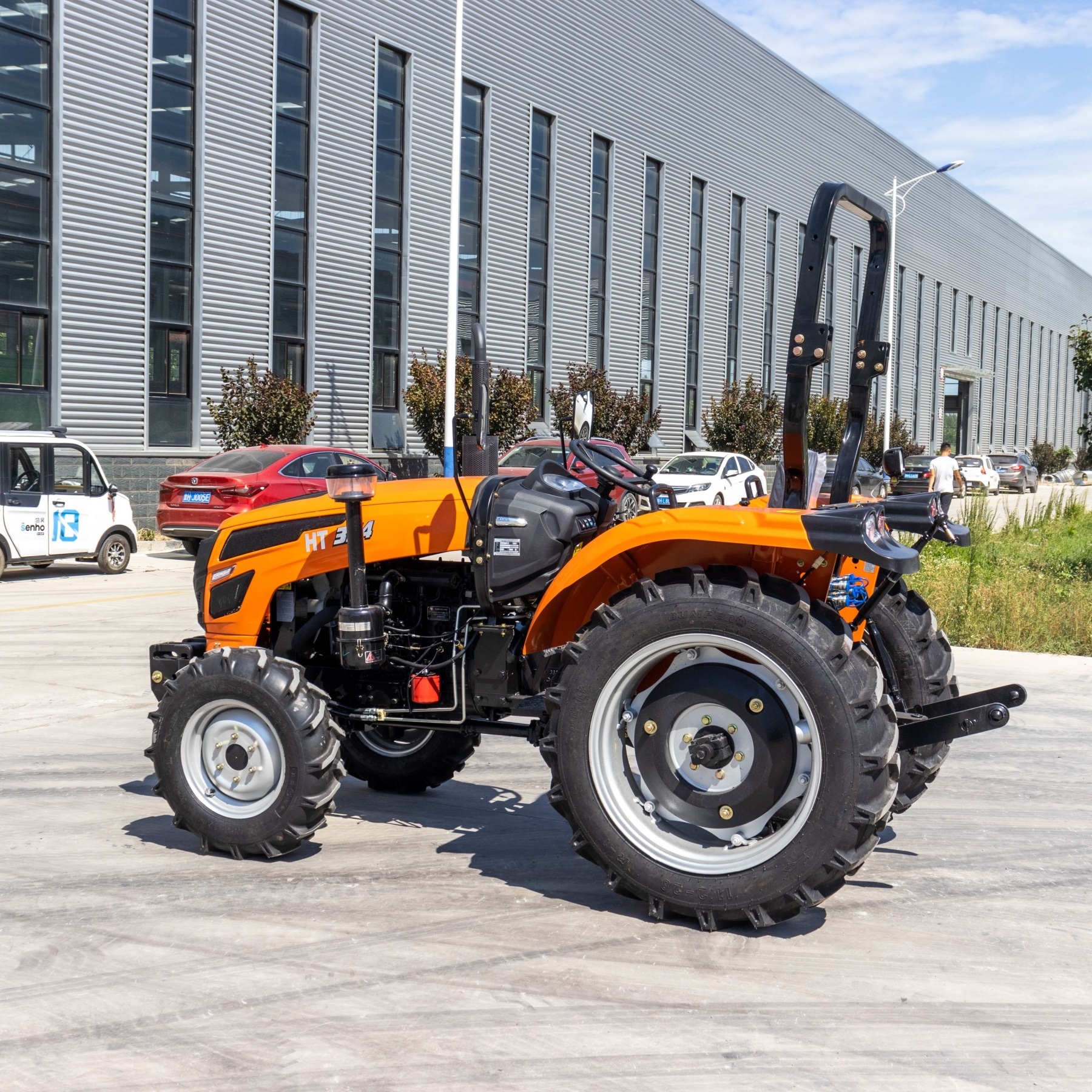 4wd 4x4 30hp 50hp 80hp 90hp mini farm tractors used kubota agriculture farm machinery cheap farm tractor for sale