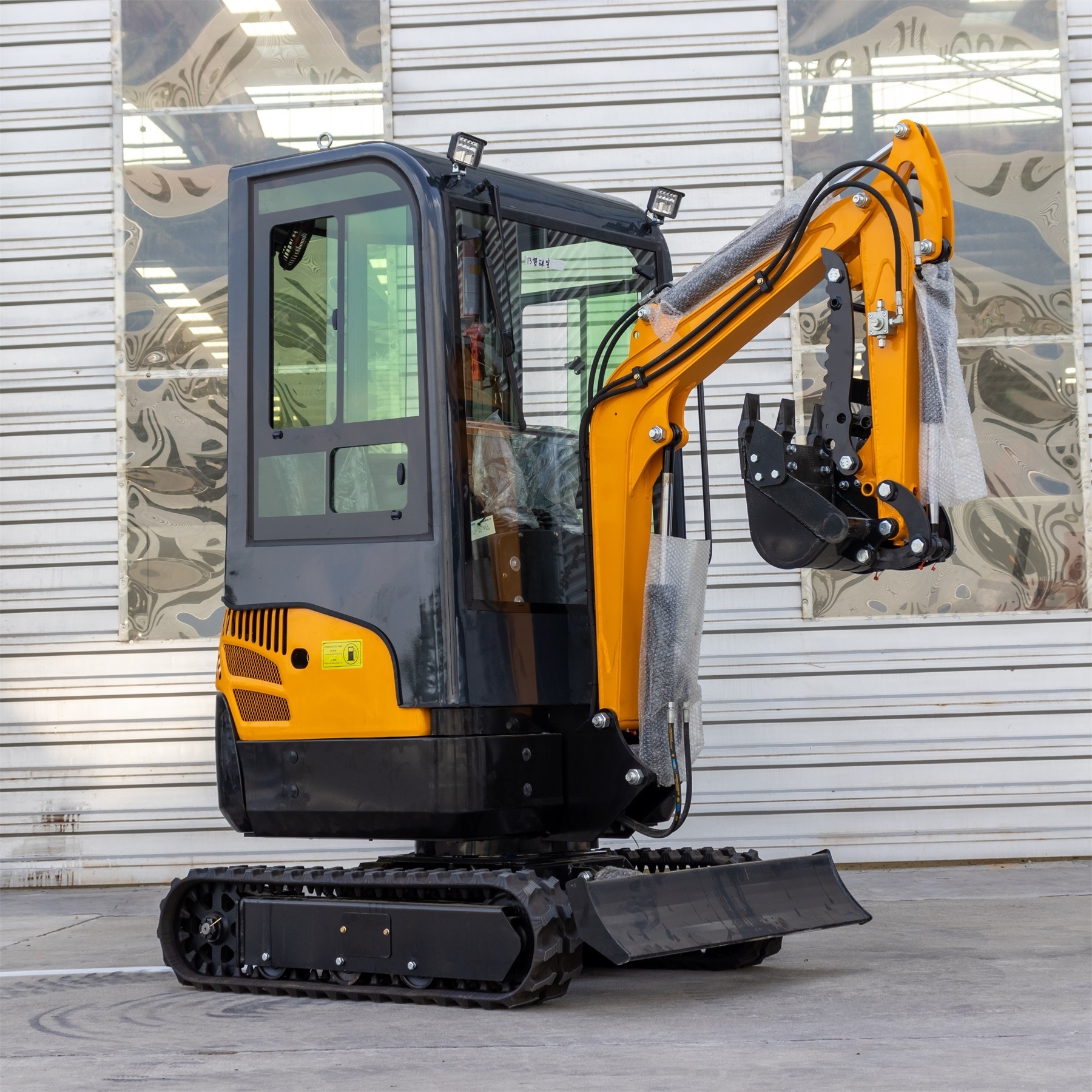 2024 New Design HT 13 Strong Power excavator mini digger 1.3 ton excavator for sale with EPA/CE