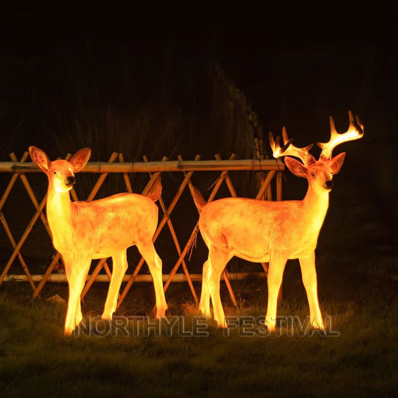 waterproof festive holiday garden path decoration landscape light garden lawn lamp fiber glass deer with led light