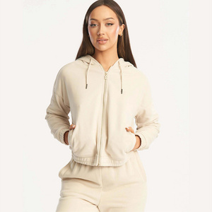 Women's 2-Piece Jogger Set - Crop Top and Stacked Sweatpants, Fall Sweatsuit Outfit